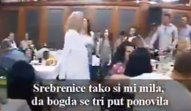 Društvenim mrežama se širi šokantan snimak: Igraju kolo i vesele se uz stihve o Srebrenici